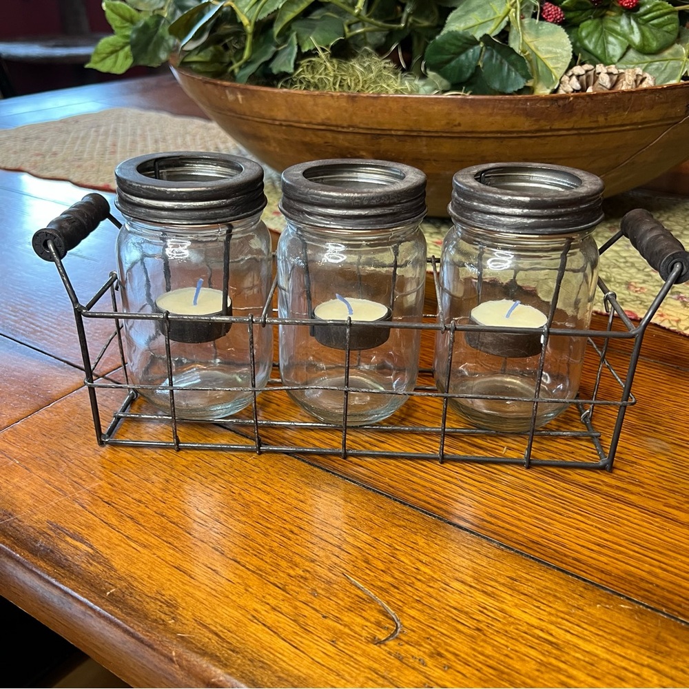 Mason jar tea light centerpiece